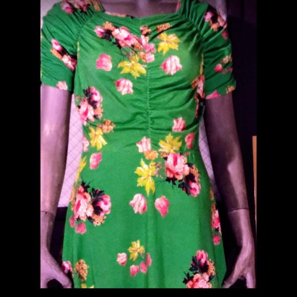 SOLD - ASOS Mini Tea Dress Green - Picture 4 of 6